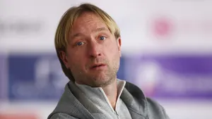 Плющенко рассказал о сумасшедших родителях, признал талант Ягудина. Он хочет воспитать чемпионов Олимпиад