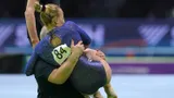 Без русских гимнасток на ЧЕ — ужасы: итальянка жутко травмировалась. Ее уносили, пока сестра-близнец брала медаль