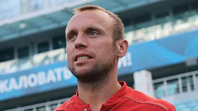 Денис Глушаков