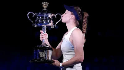 Елена Рыбакина